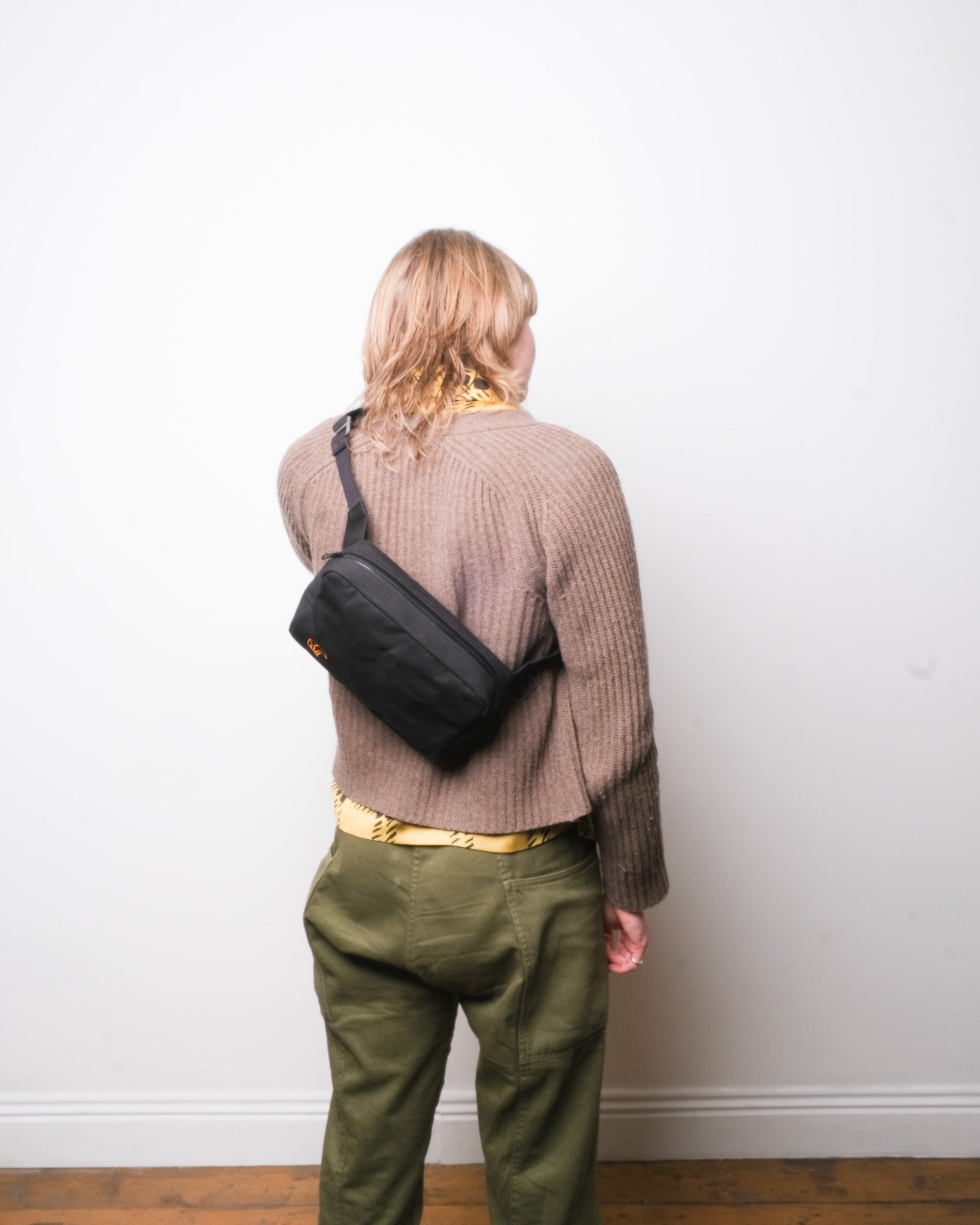 Stean Crossbody - 3.4L - BearMade - Made in Britain -Crossbody X Bumbag